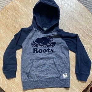 Roots Hoody size m (7-8 years)